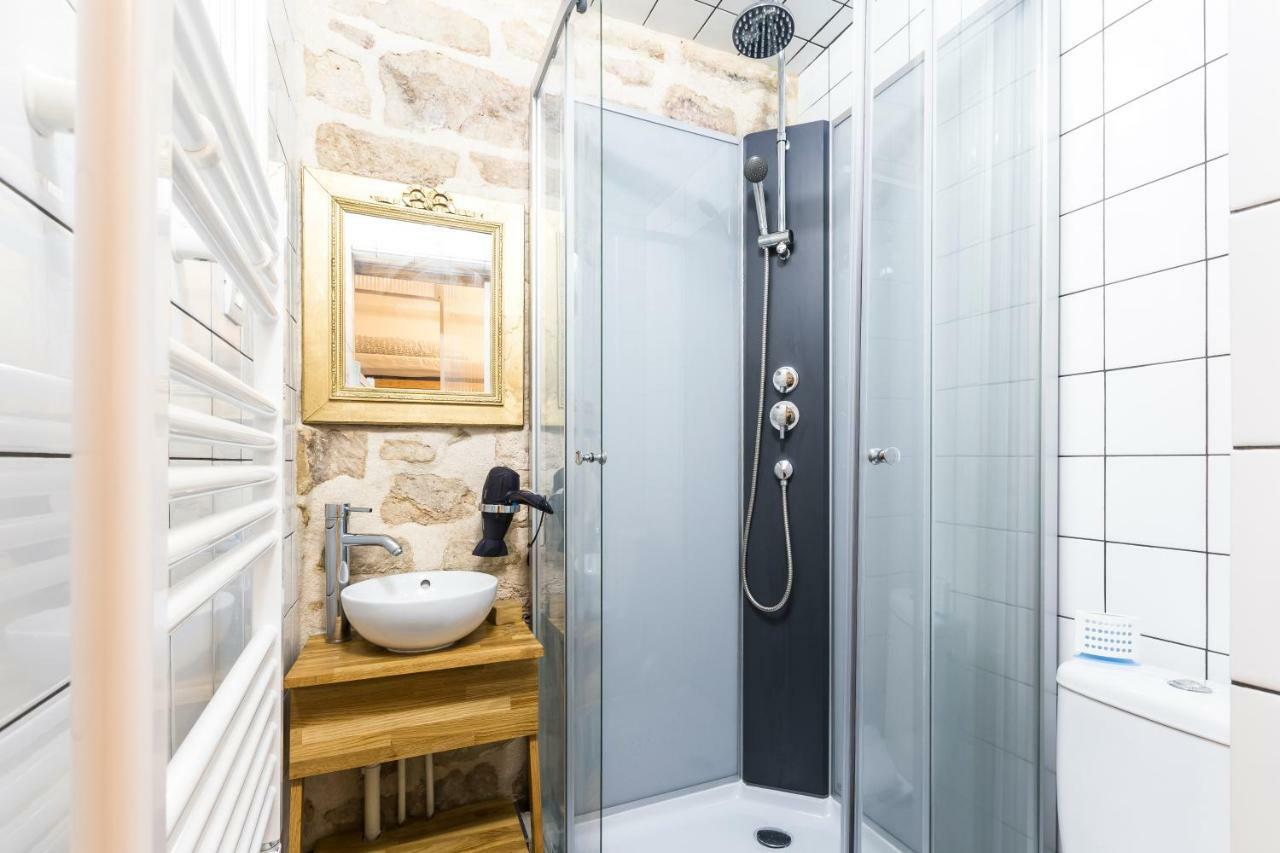 Pretty 25 M2 In A Lively District Apartment Paris Ngoại thất bức ảnh