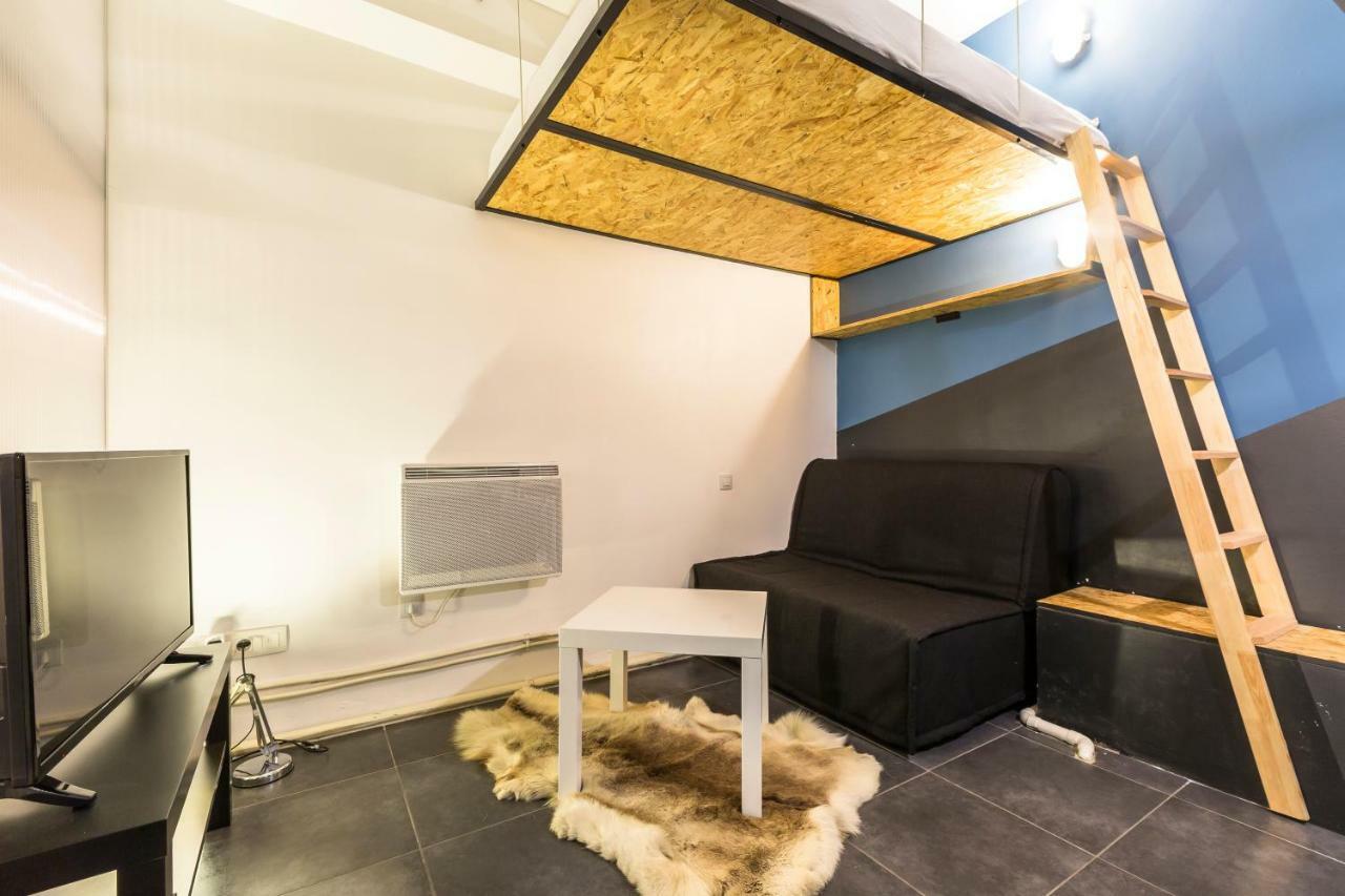 Pretty 25 M2 In A Lively District Apartment Paris Ngoại thất bức ảnh